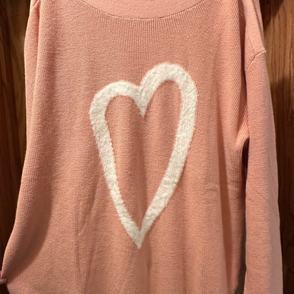 Sweetheart scalloped sweater